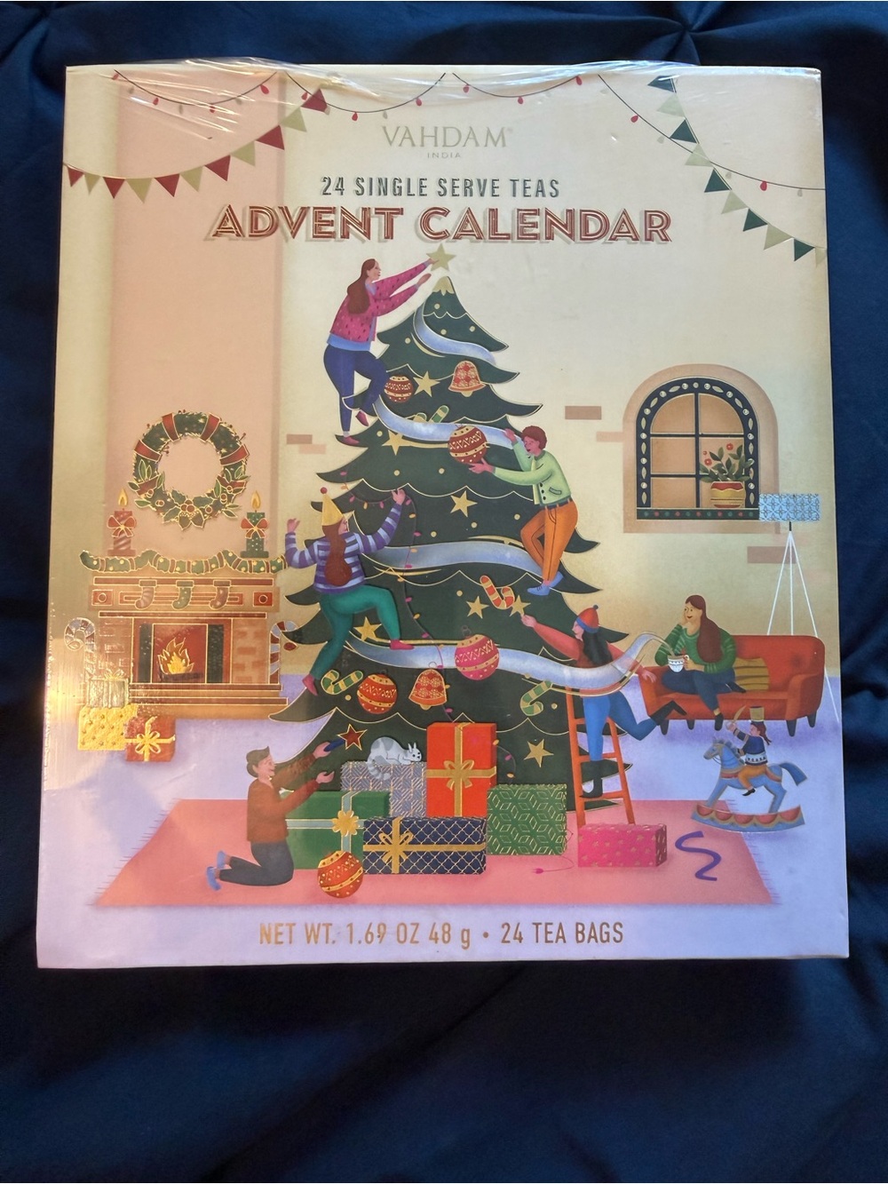 VAHDAM India Advent Calendar 24 Single Serve Teas - Festive Green Packaging
